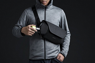 Gifts: наплечная сумка clicksling, черная 