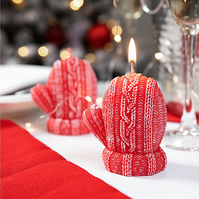 Gifts: свеча kniteam, варежка, красная 