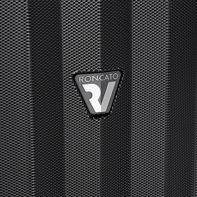 Gifts: чемодан uno zip special l, черный 