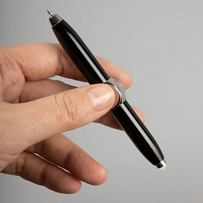 Gifts: ручка-спиннер flipen с фонариком, черная 